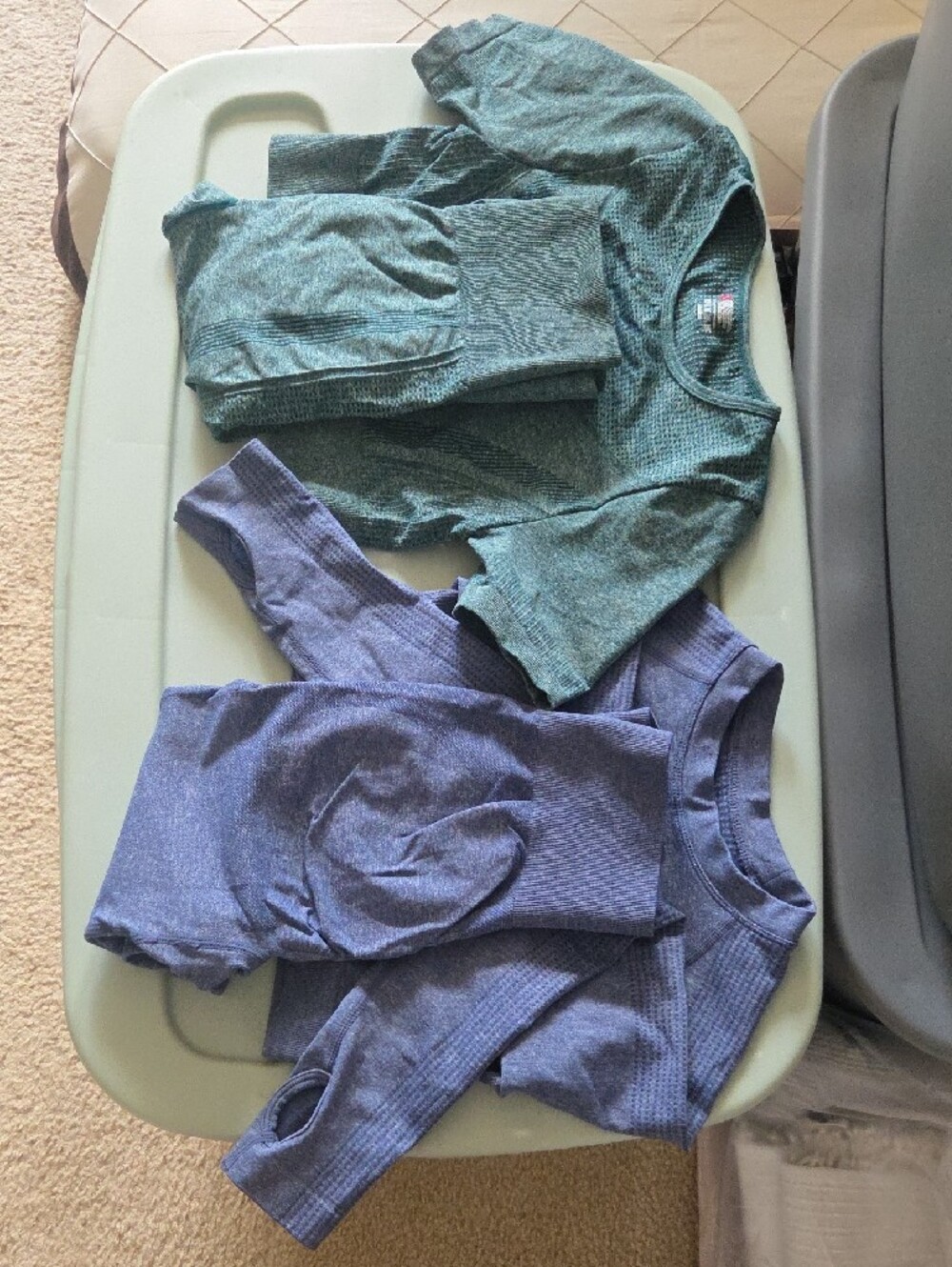 Seamless Workout Set - Teal Top & Lavender Leggings - Picture 7 of 7